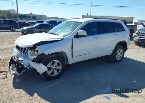 2015 Jeep Grand Cherokee Laredo z USA, uszkodzony, nr VIN 1C4RJFAG6FC693361